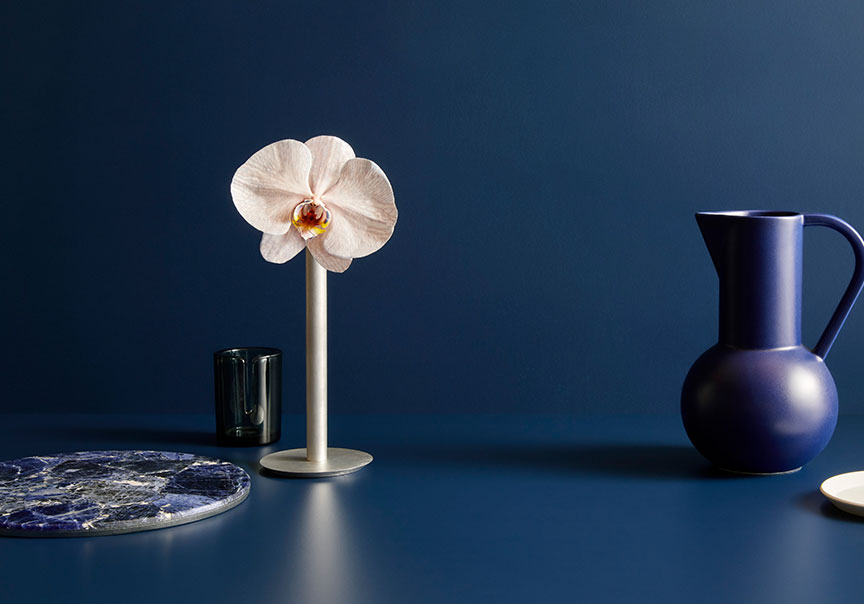 Laminex French Navy paired with Dulux Pacific Line