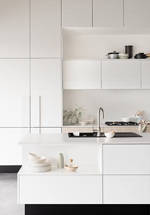 Laminex-Perth-White-Kitchen-304x434.jpg