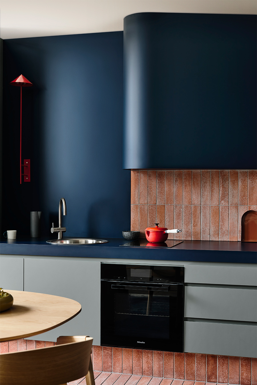 Studio-Kitchen-by-Kennedy-Nolan-featuring-Laminex-AbsoluteMatte